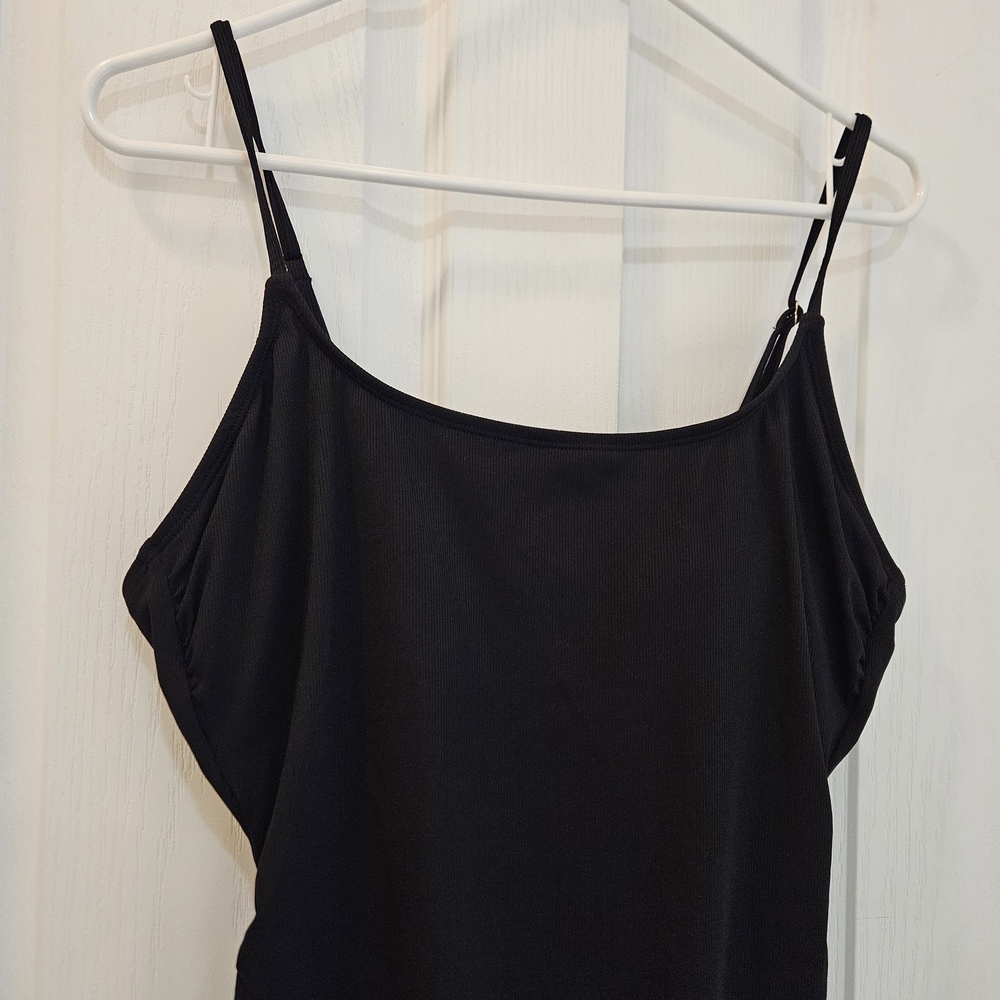 Shade & Shore Ribbed Adjustable Drawstring Medium Coverage One Piece Swimsuit - Picture 4 of 7